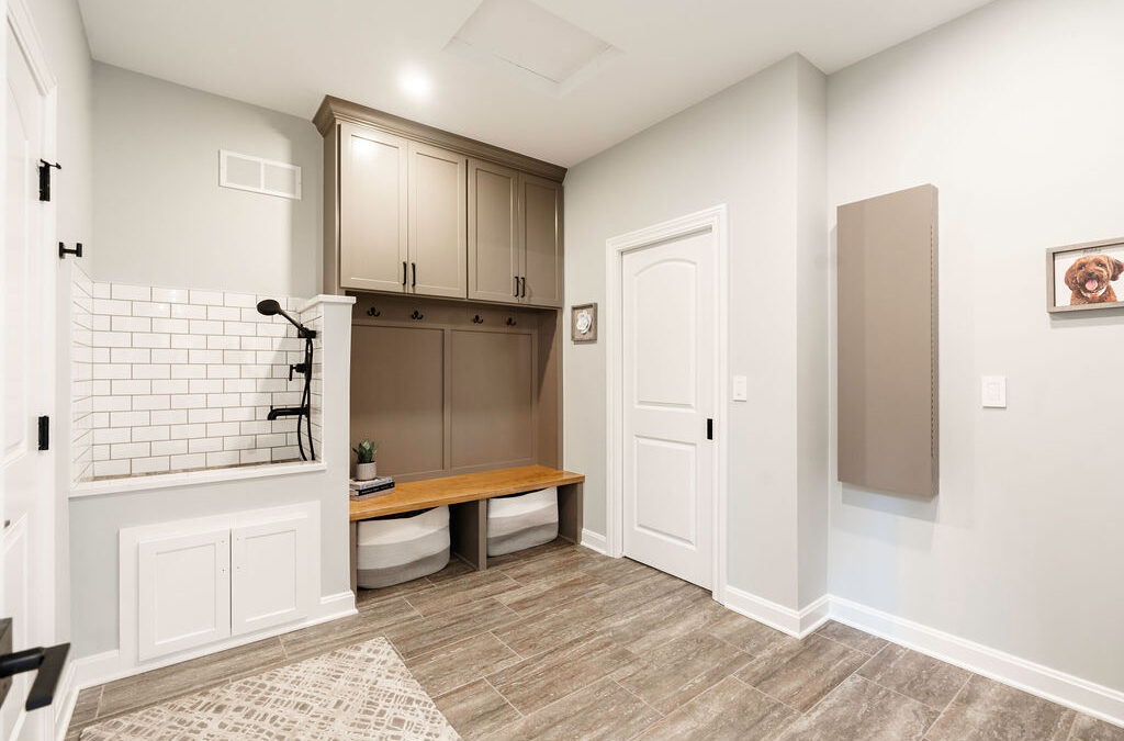 Trails End Mud Room